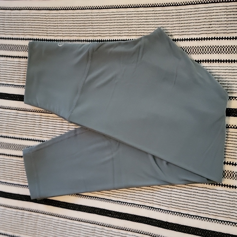 Lululemon Aligns